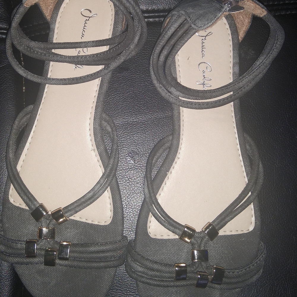 Jessica Carlyle 🌴sz 11 Summer🌞sandals zip back A+